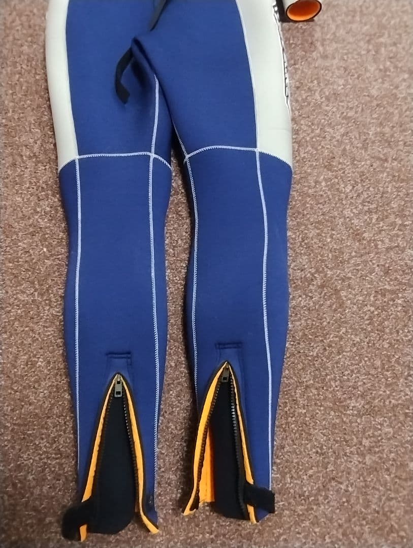 ★オーダーメイドウェットスーツ★セミドライ　サイズL 1度のみ使用