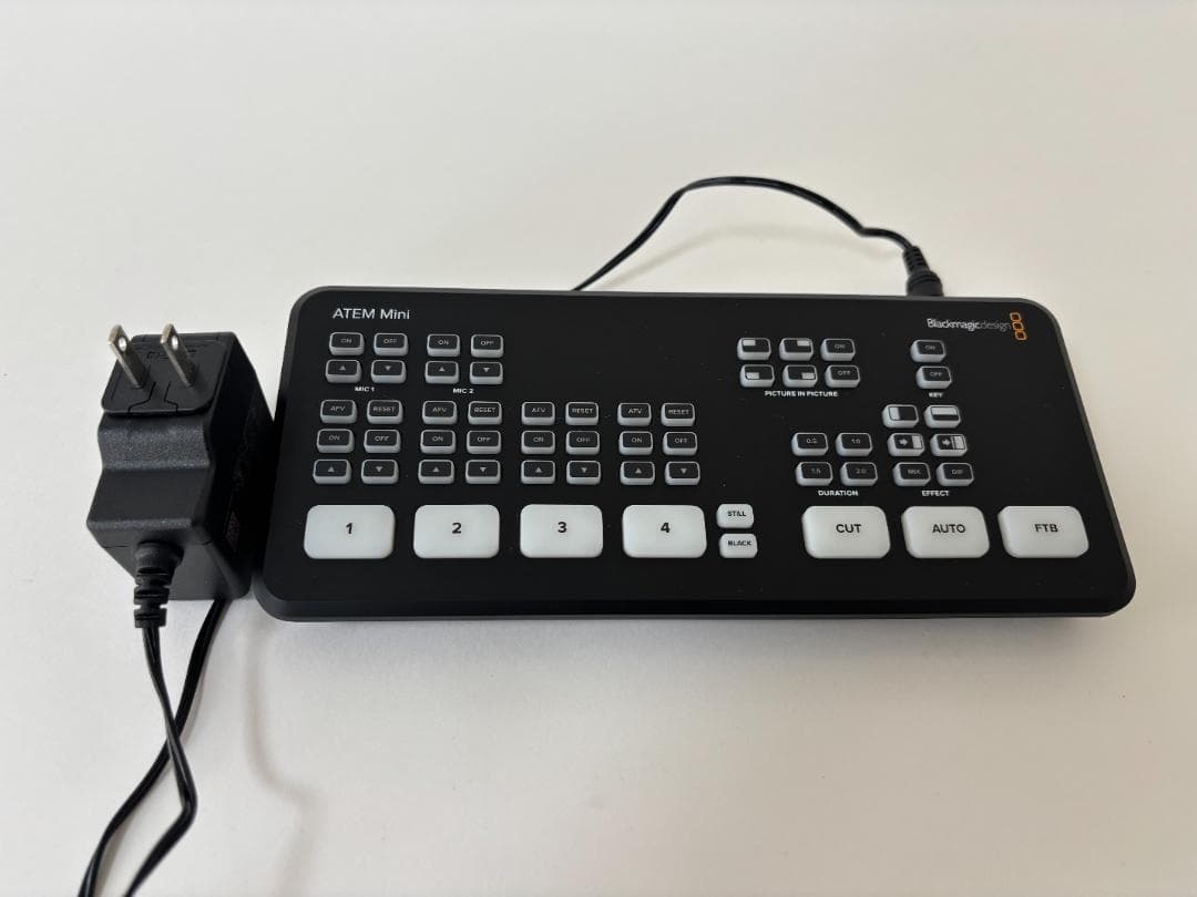 ATEM Mini Blackmagic Design スイッチャー