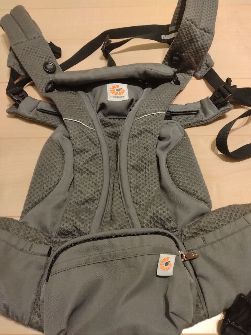 エルゴ　OMNI Breeze 抱っこひも グラファイトグレー　オムニブリーズ