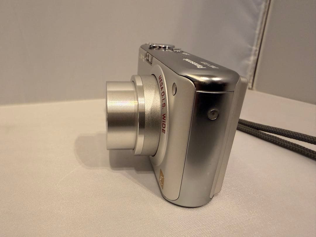 超美品 パナソニック LUMIX DMC-FX01 シルバー ライカB