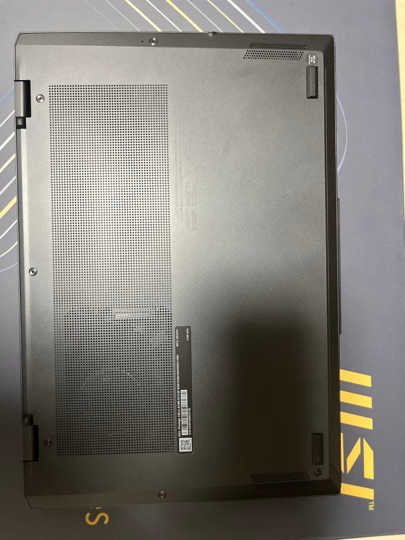 MSI　Prestige 13Evo A12M