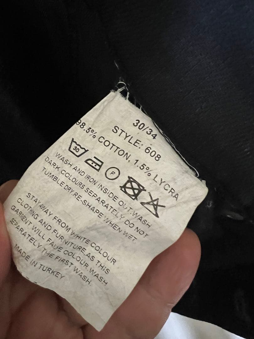 LINA OSTERMAN スタッズ付きスキニーデニム