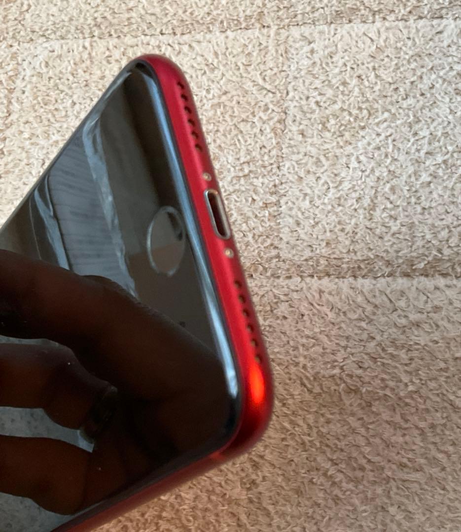iPhone se2 赤　128GB
