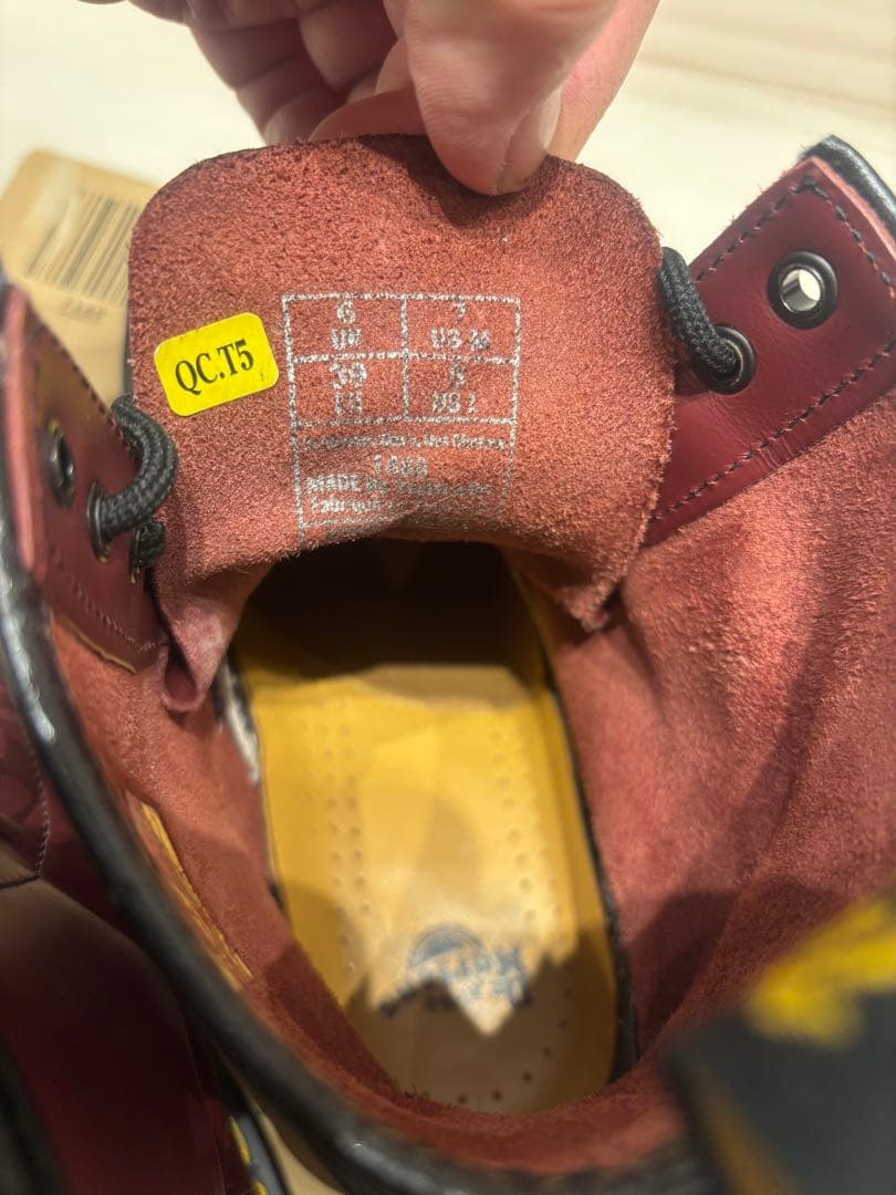 ドクターマーチン　8ホール　UK6 チェリー