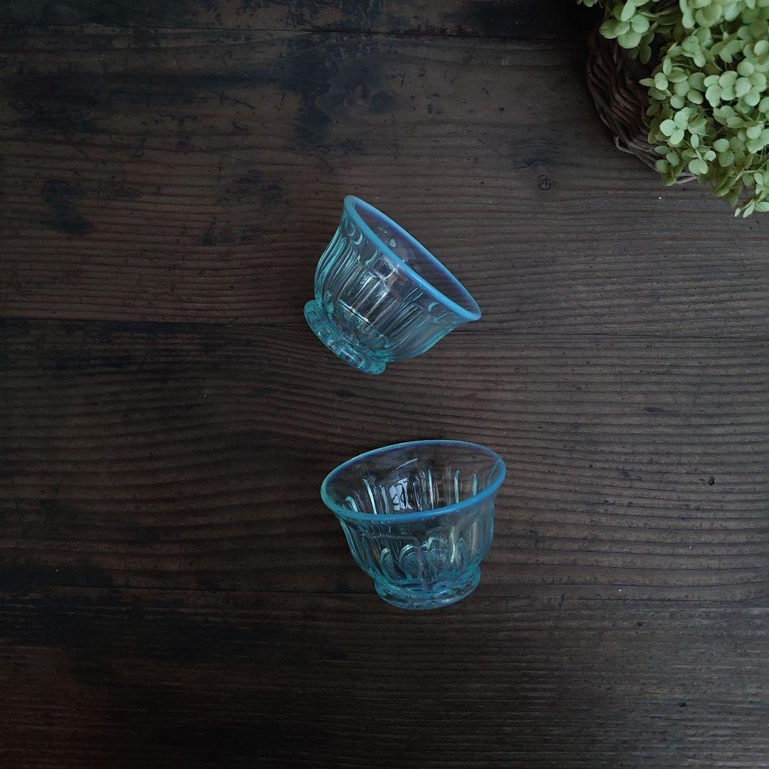 【ご成約】染付 線描 花クルス文 7寸皿と 骨董の器 おまとめ