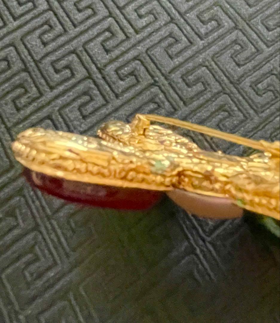 a*e様 CHANEL シャネル 23 グリポア フェイクパール　ブローチ