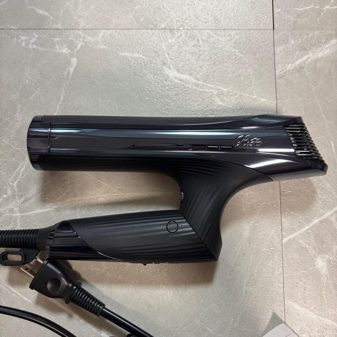 美品 ReFa ブラック ヘアドライヤー　リファビューテック　ドライヤー　S＋