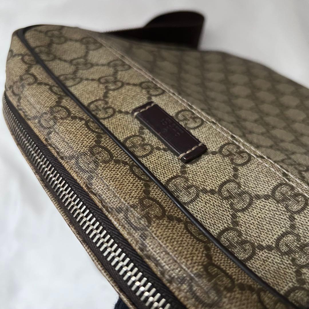 ◇極美品◇グッチ　GGスプリーム　カメラバッグ　クロスボディバッグ　201448