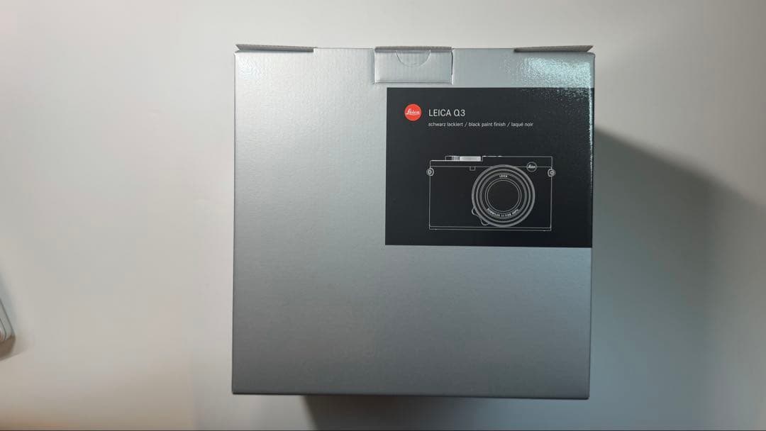 LEICA Q3 予備バッテリー付き