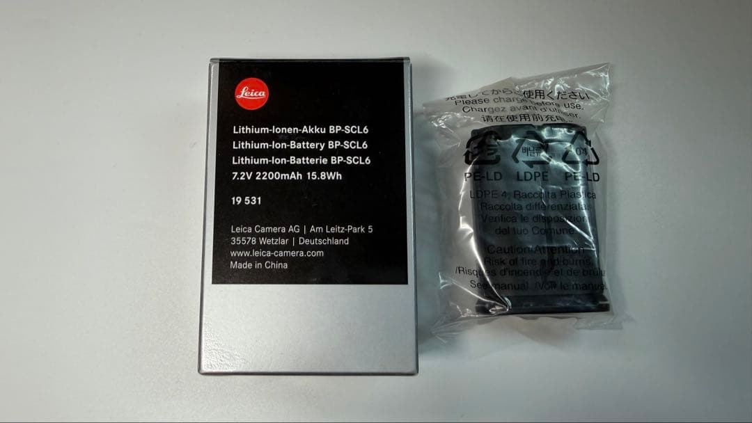 LEICA Q3 予備バッテリー付き