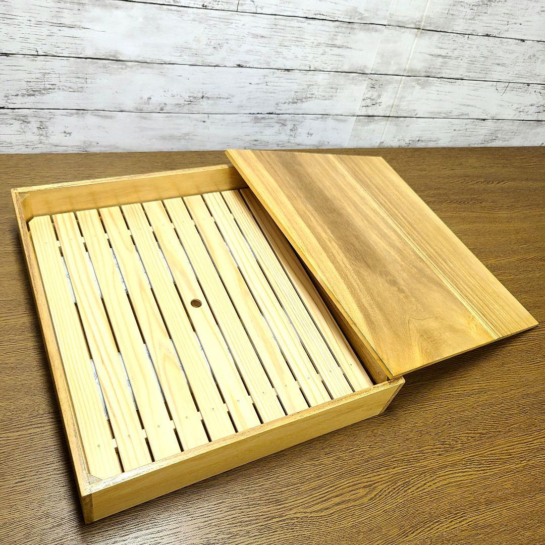 No2041【保冷剤付き】 寿司ネタケース、ネタ箱、目皿付き【手作り】