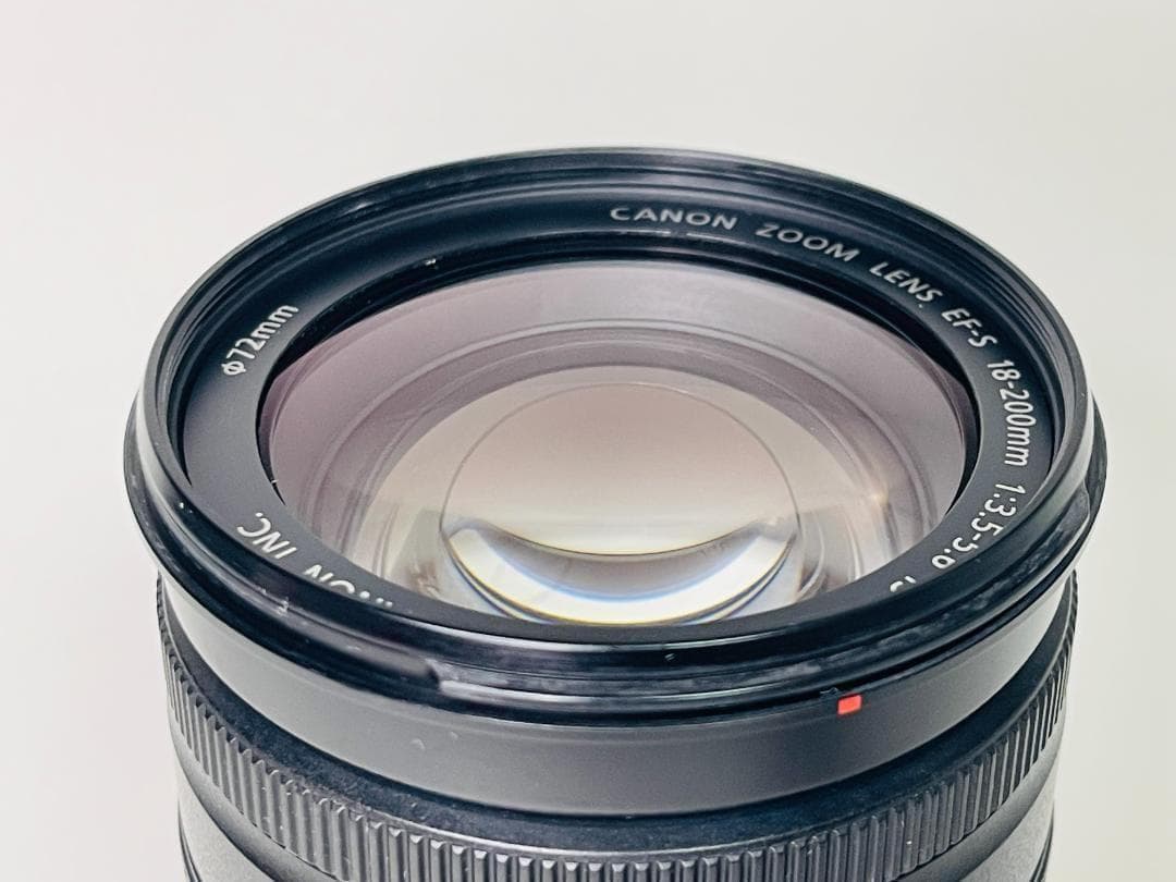美品☘️Canon EF-S 18-200mm F3.5-5.6 IS キヤノン