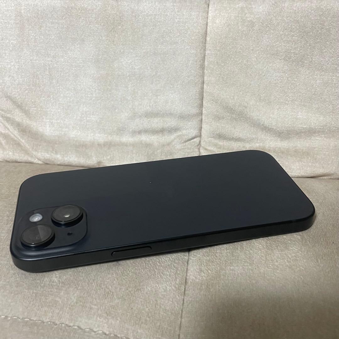 <バッテリー100> Apple iPhone 15 256GB ブラック