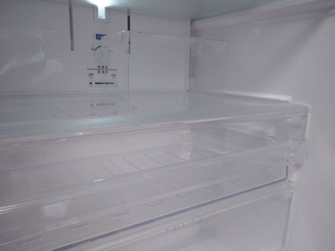 【専用：ゆっくり饅頭ヨロズ支店様用】SHARP 271L 冷蔵庫 2017年製