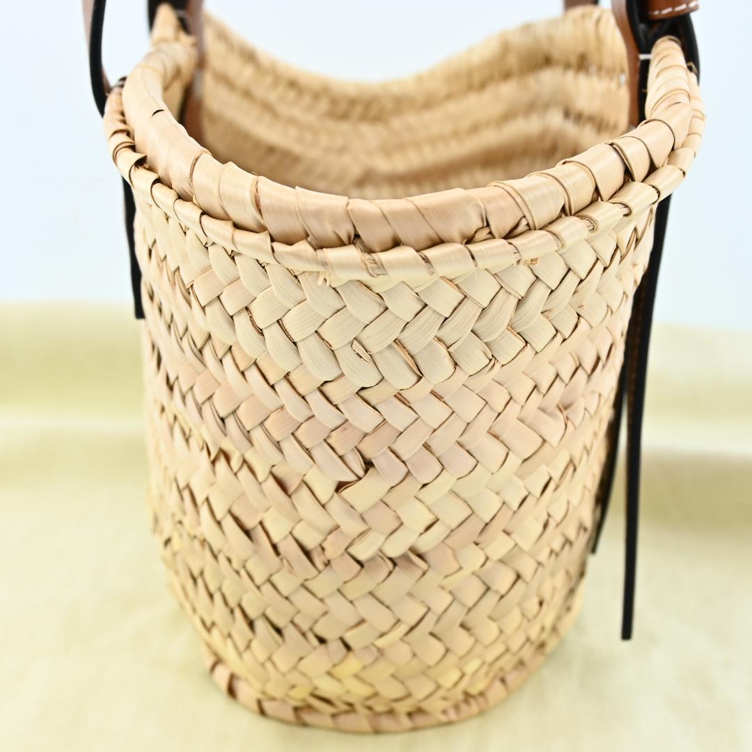 新品未使用品　LOEWE 　ロエベ　ラフィア　かごバッグ　バッグ　スモール