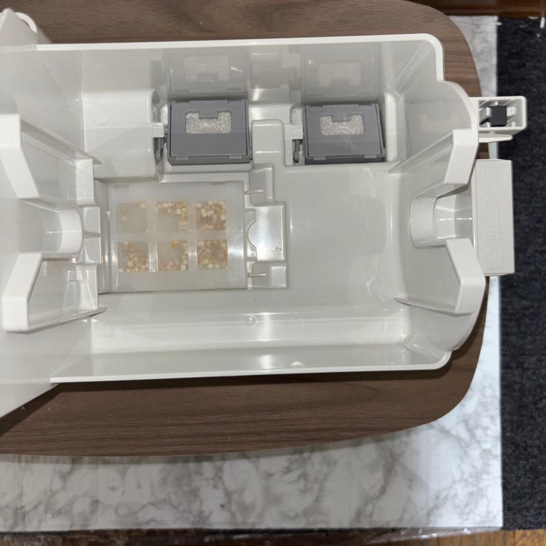 【2018年製】Panasonic次亜塩素酸空間除菌脱臭機　F-MC1000V