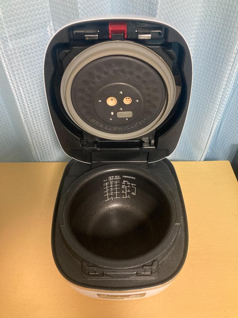 TIGER JPC-A102 2018年製 圧力IHジャー炊飯器 5.5合