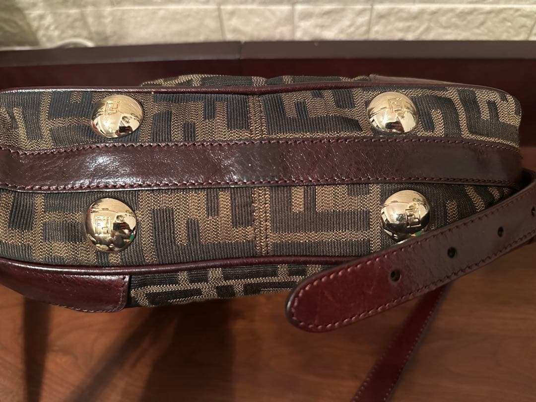 FENDI フェンディ ズッカ　2WAYハンドバッグ ショルダーバッグ ボア付き