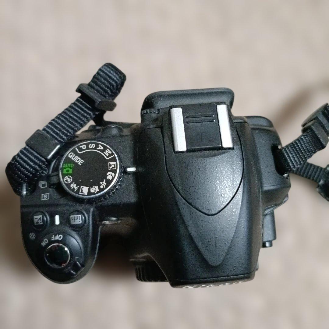 Nikon デジタル一眼レフカメラ D3100本体と充電器付き