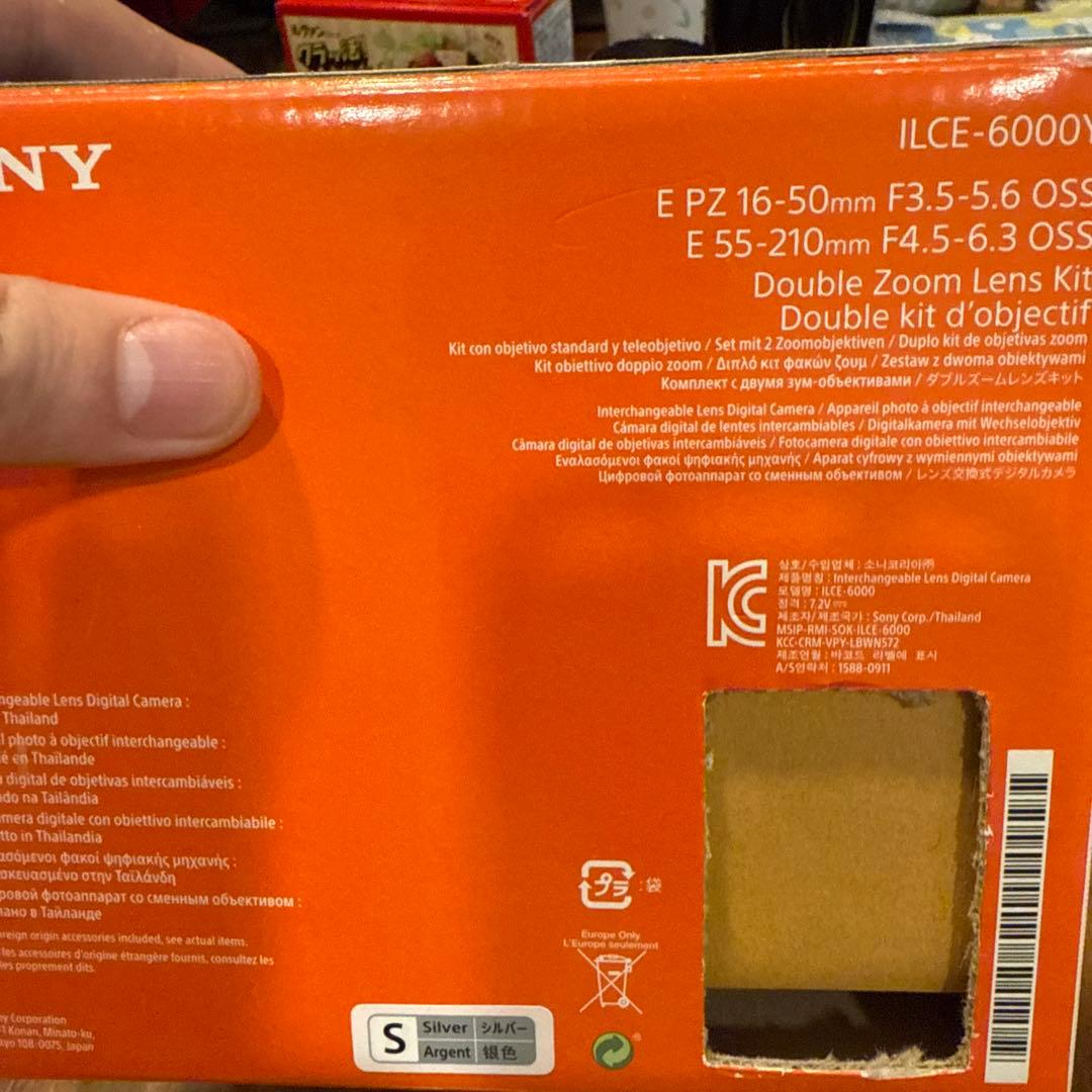 『 8486ショット 』 α6000 ボディSONY 美品　ILCE-6000