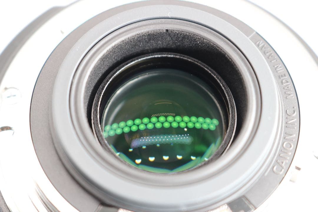 超美品 【Canon EF-S 18-200mm IS 】 EFレンズ　安心保証