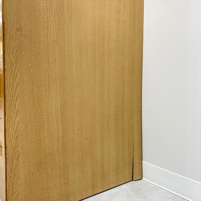 80'sヴィンテージオーク突板食器棚（カップボード）