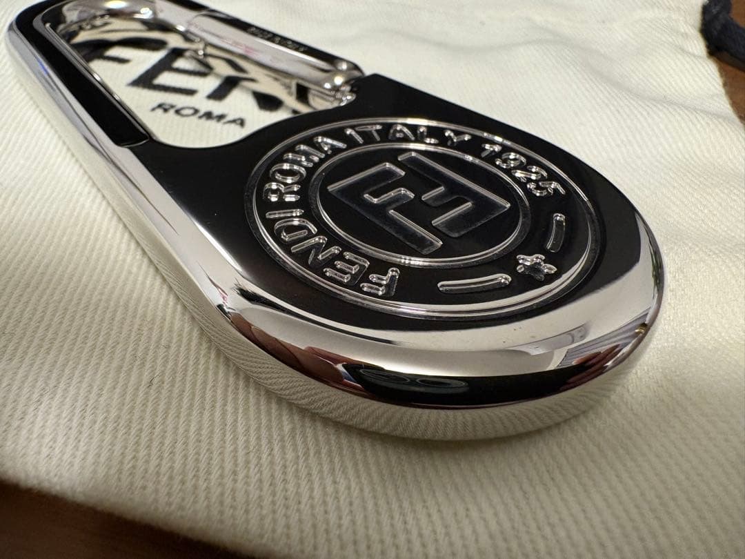 値下げ☆FENDI フェンディ コンパス付きカラビナ キーホルダー