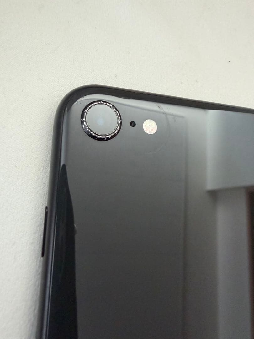 iPhoneSE 第2世代　ブラック64GB 【SIMロック解除済み】