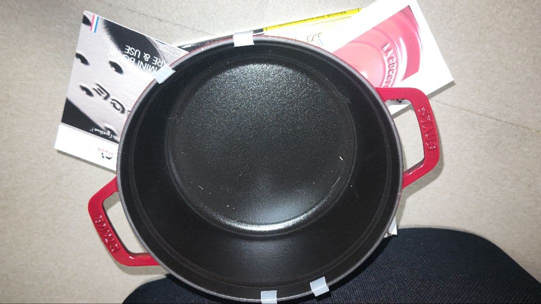 エ*ナ様 ストウブ　ピコココット　ラウンド　24㎝　チェリーレッド　40509-