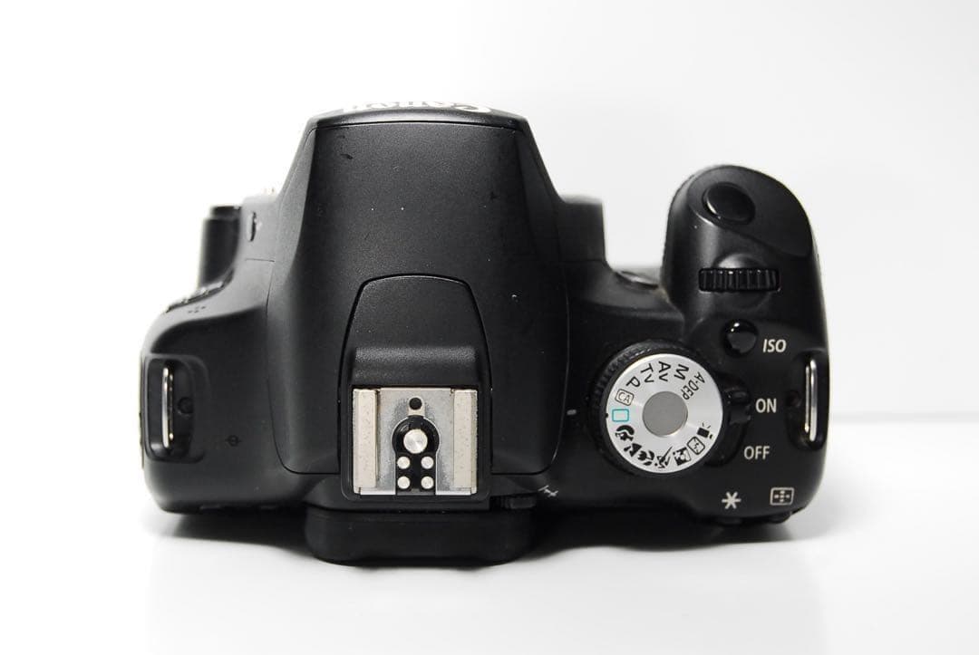 ⭐️軽重量⭐️Canon Kiss X3 一眼レフ　手振れ補正付き　初心者向け