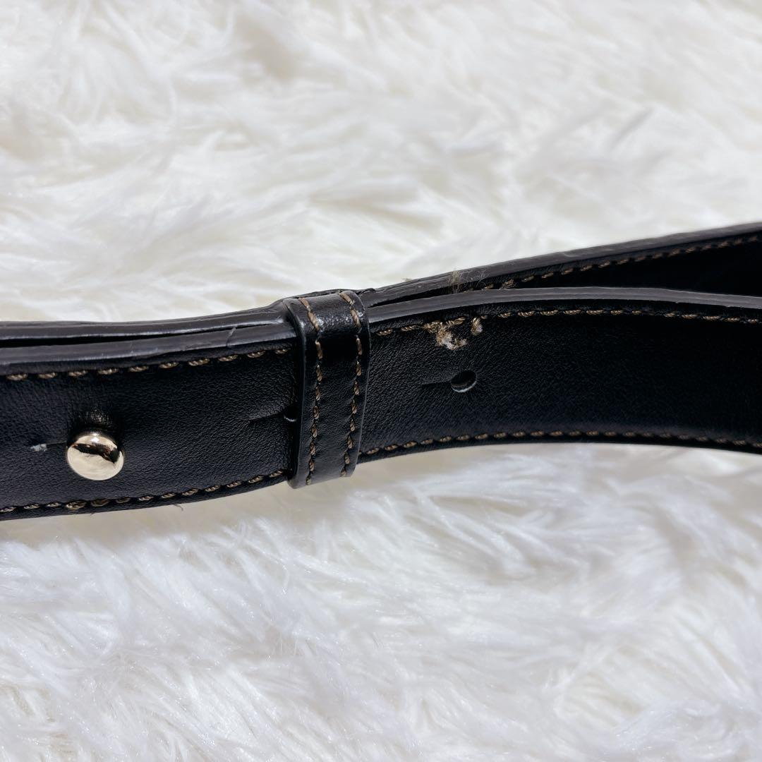 極美品 FURLA プリムラ ショルダーバッグ カメラバッグ ロゴ金具　シボ革