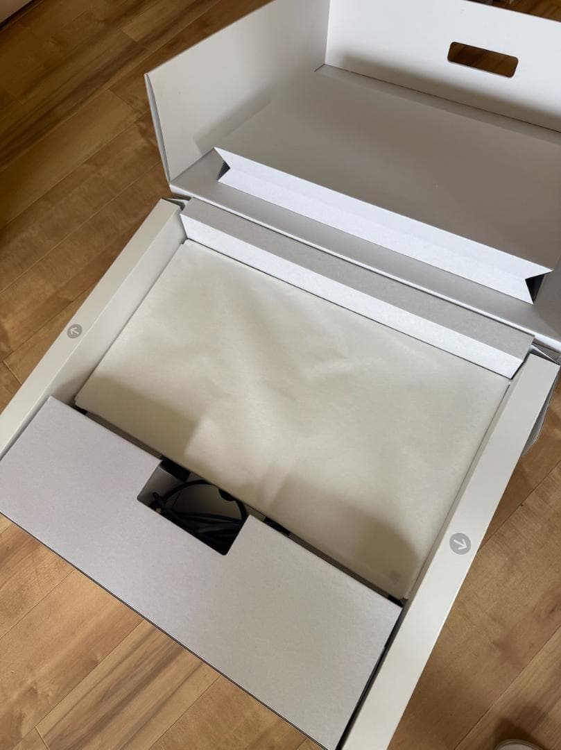 ジャンク品： Apple Studio display 27インチ