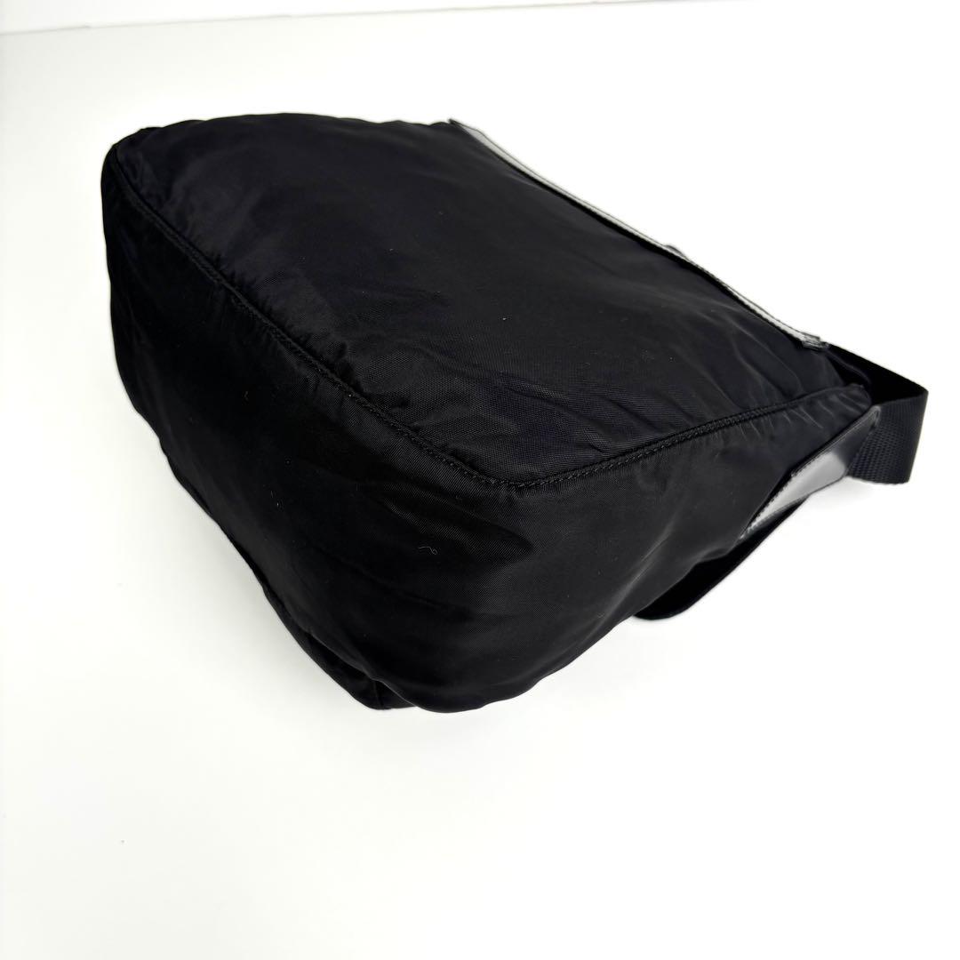 極美品 PRADA プラダ ショルダーバッグ テスートナイロン レザー ブラック