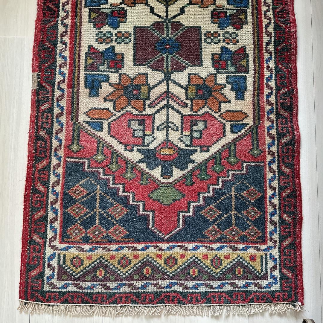 トルコヴィンテージラグ A36 スモールラグ ネイビー レッド マスタード