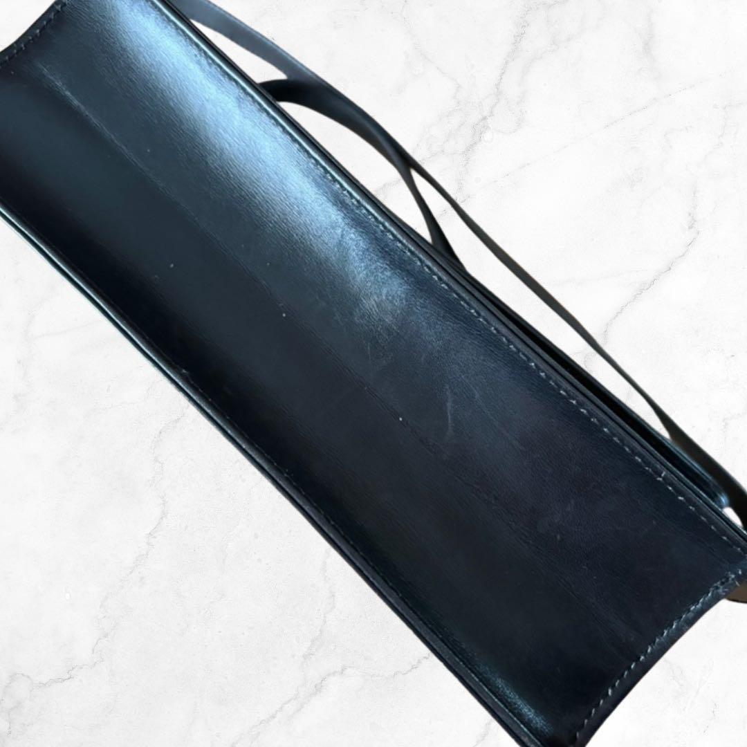 【希少】 グッチ 紋章 クレストチャーム ショルダーバッグ クラッチ 黒