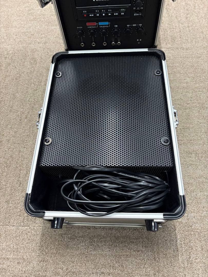 【極美品】TOA KZ-25 PAアンプ ポータブルアンプ　カラオケ 廃盤品希少