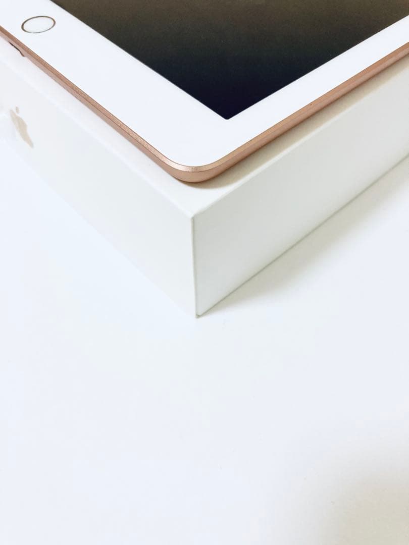 Apple iPad 第7世代 Wi-Fi＋Cellular 32GB 【美品】