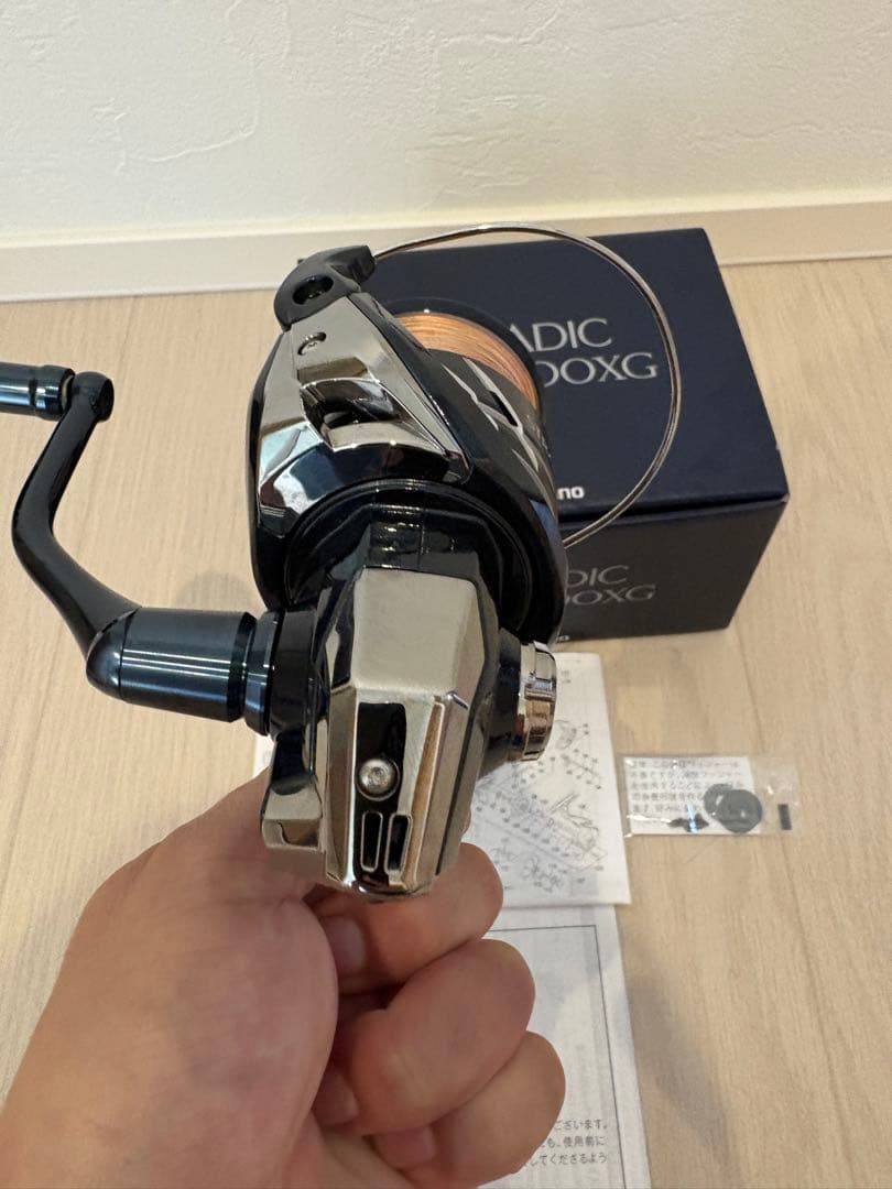 SHIMANO ２４STRADIC SW4000XG スピニングリール