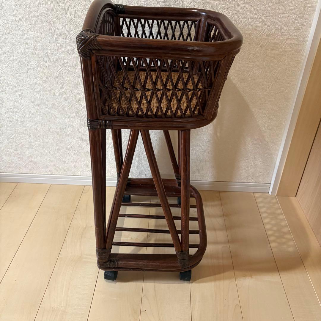 ラタン 籐製 ランドリーバスケット ラック ワゴン 収納