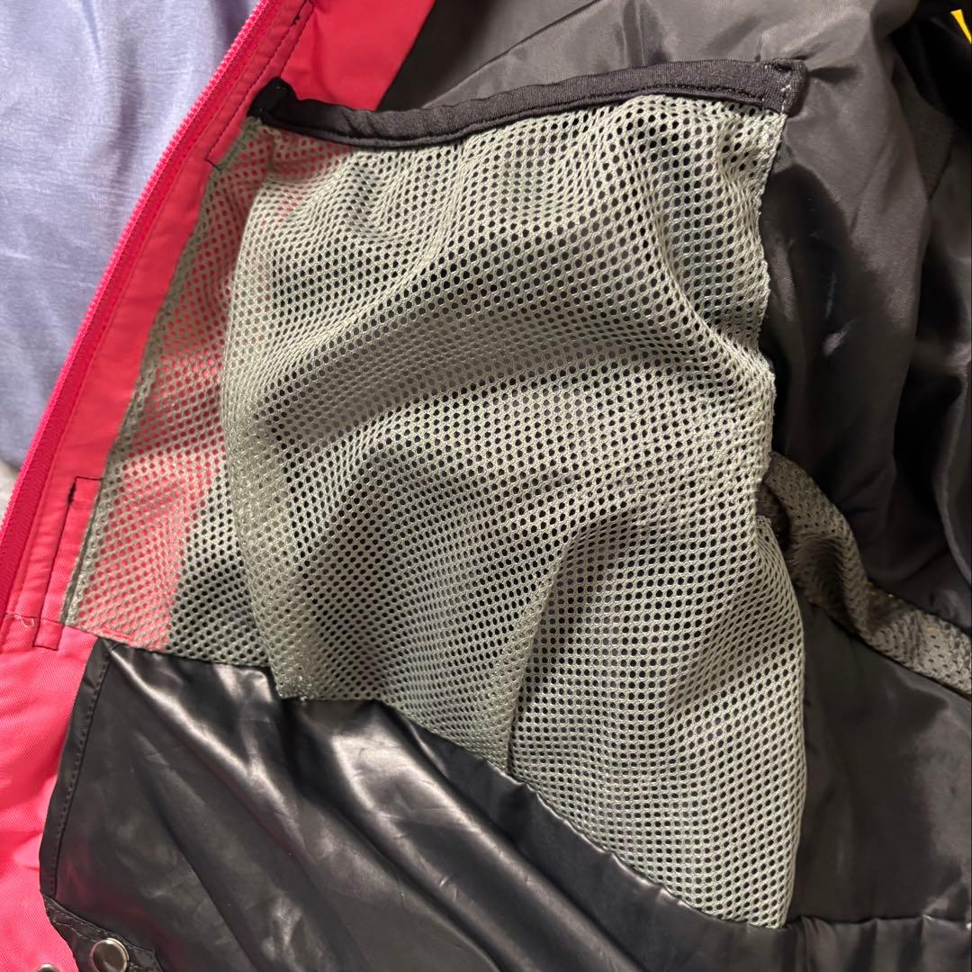 ONYONE オンヨネ サーモン ピンク スノーボードジャケット SIZE S