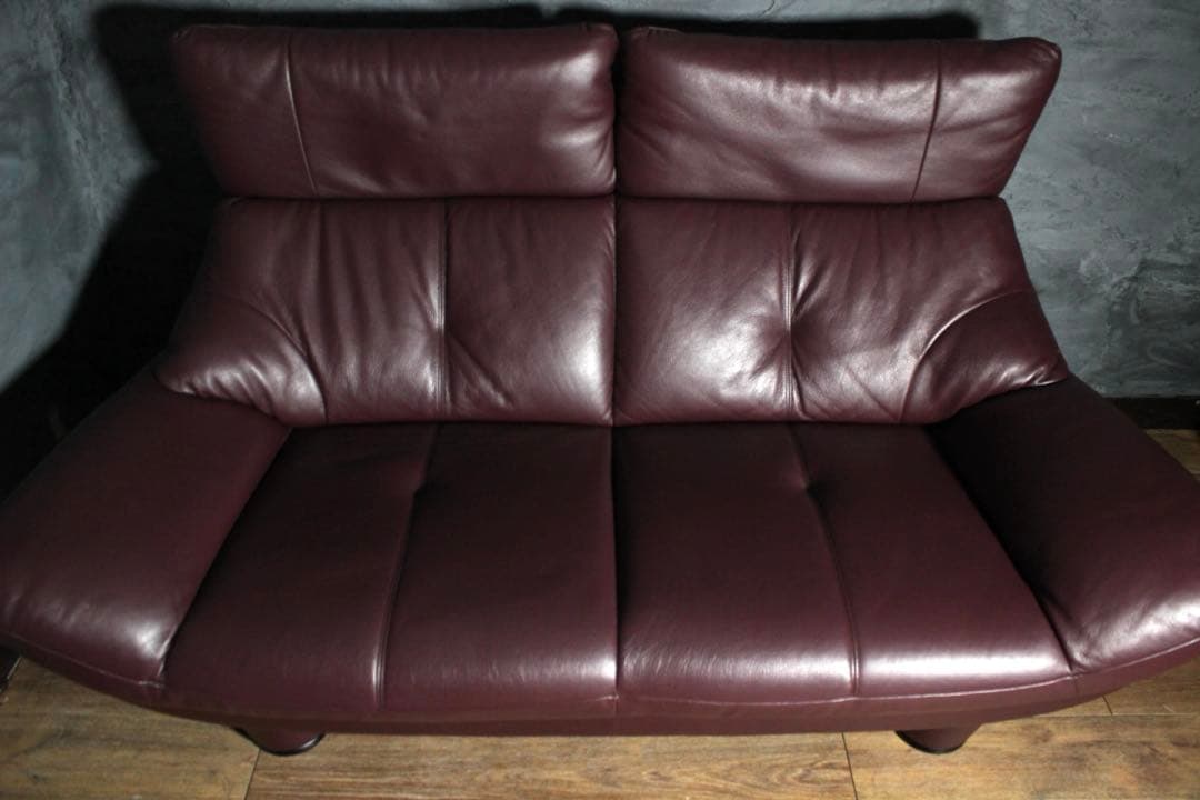 首都圏送無料〜カリモク　29万　クラウド　本革張り　2.5人掛け　ソファ　赤茶
