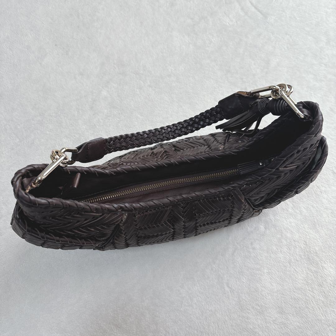 【美品】アニヤハインドマーチ　ワンショルダーバッグ　レザー　編み込み　リボン