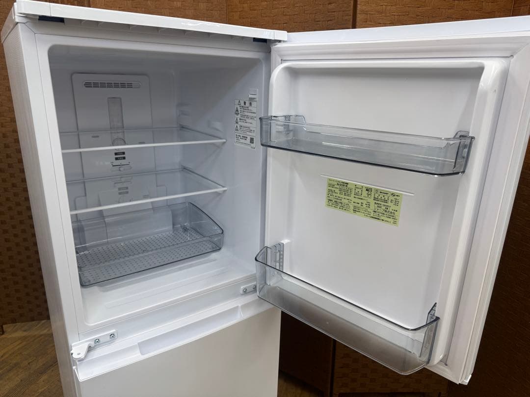 F002　超美品　SHARP 冷蔵庫 2025年製 152L　2ドア