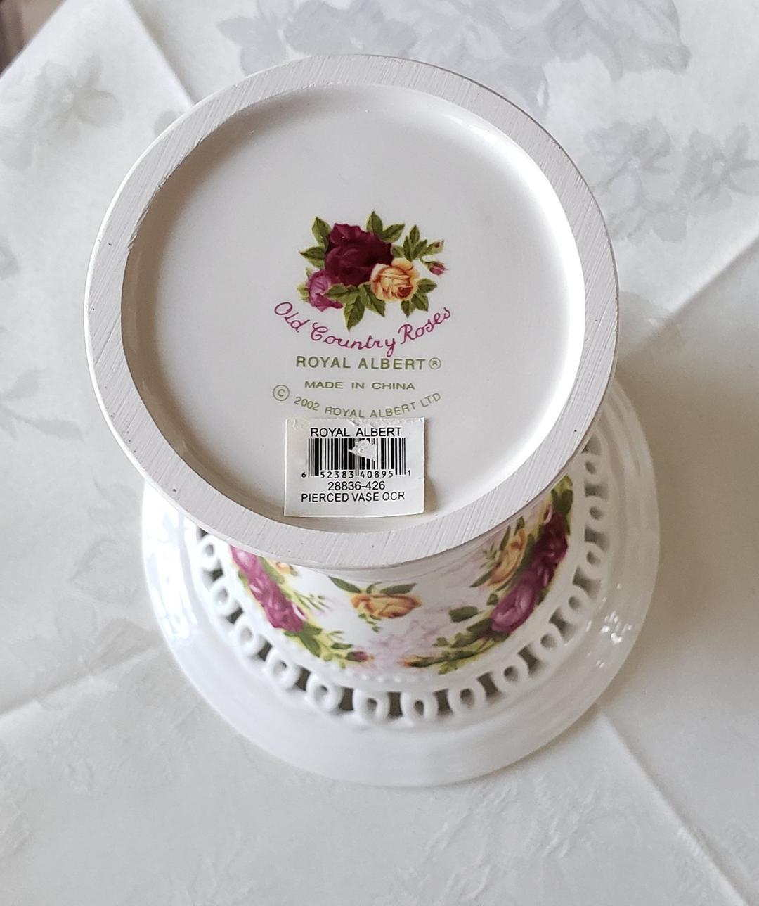 ロイヤルアルバート オールドカントリーローズ ピアス フラワーベース 花瓶