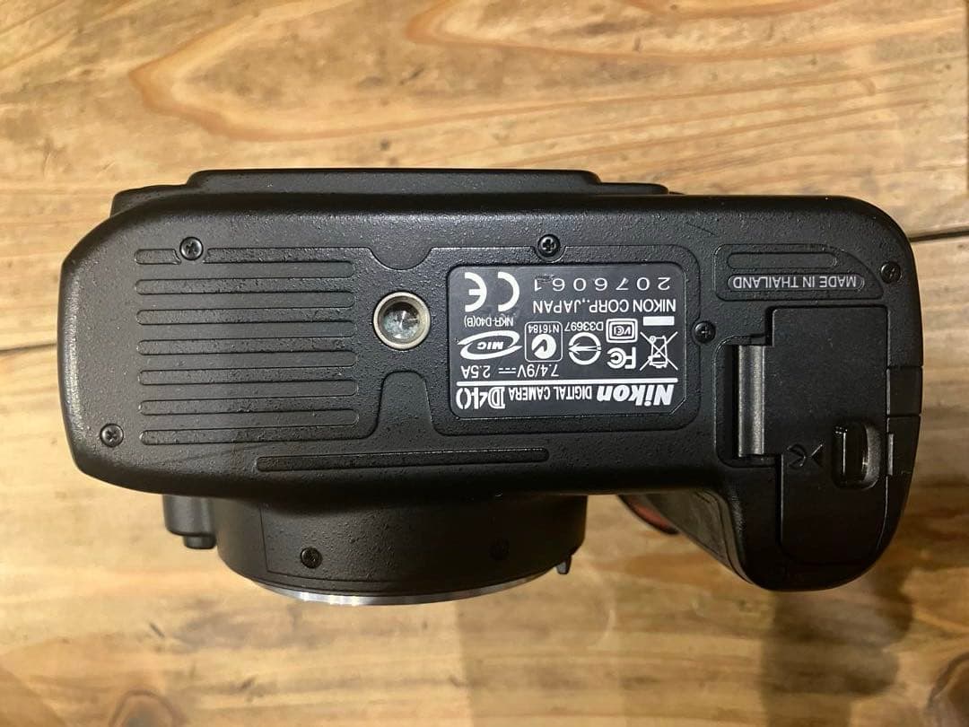 Nikon D40 ダブルズーム　SDカードリーダー付(シャッター回数3082)