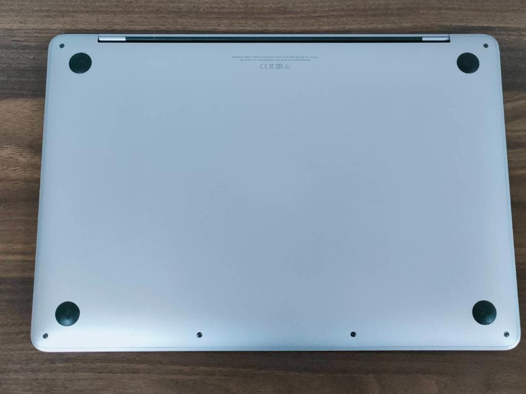 充電304 MacBook Pro 2020 13型M1 256G USキーB3