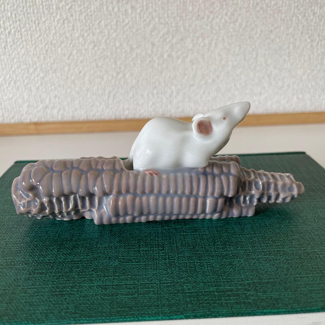 ＊Mouse on corn cob＊１９８１年＊１４cm・ Cop・