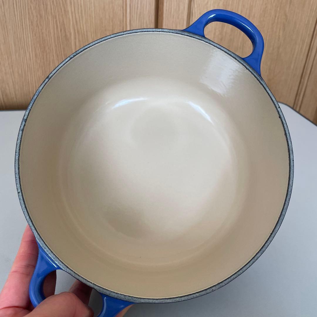 美品 ル クルーゼ ココットロンド 両手鍋 希少色 青 ブルー