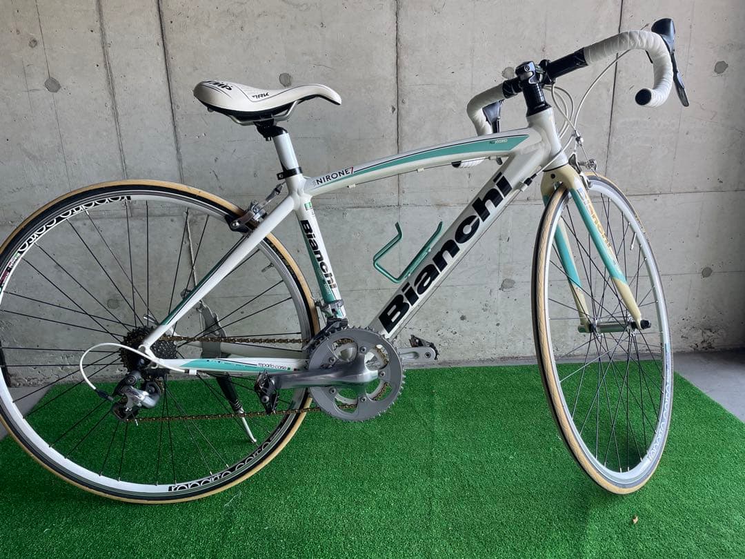 Bianchi \"ビアンキ\"NIRONE 7 ホワイト/ミント　サイズ44cm