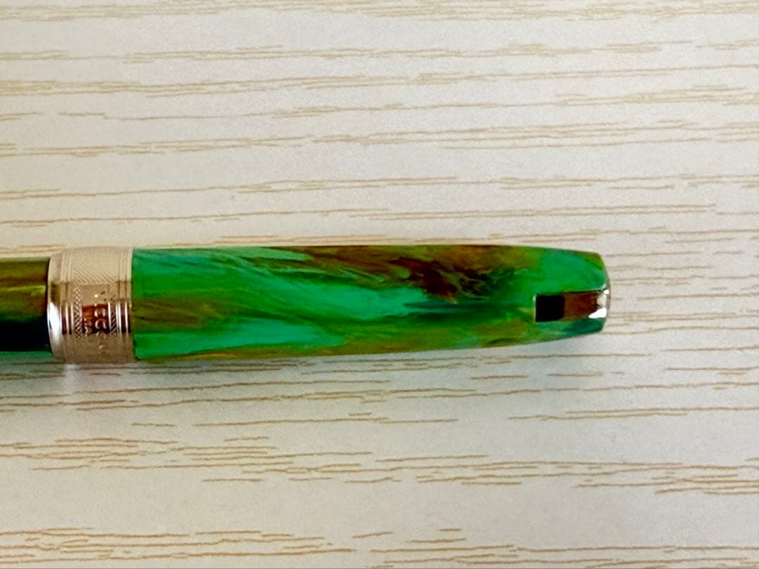 VISCONTI ボールペン ヴァンゴッホ　アイリス ライトグリーン　新品未使用